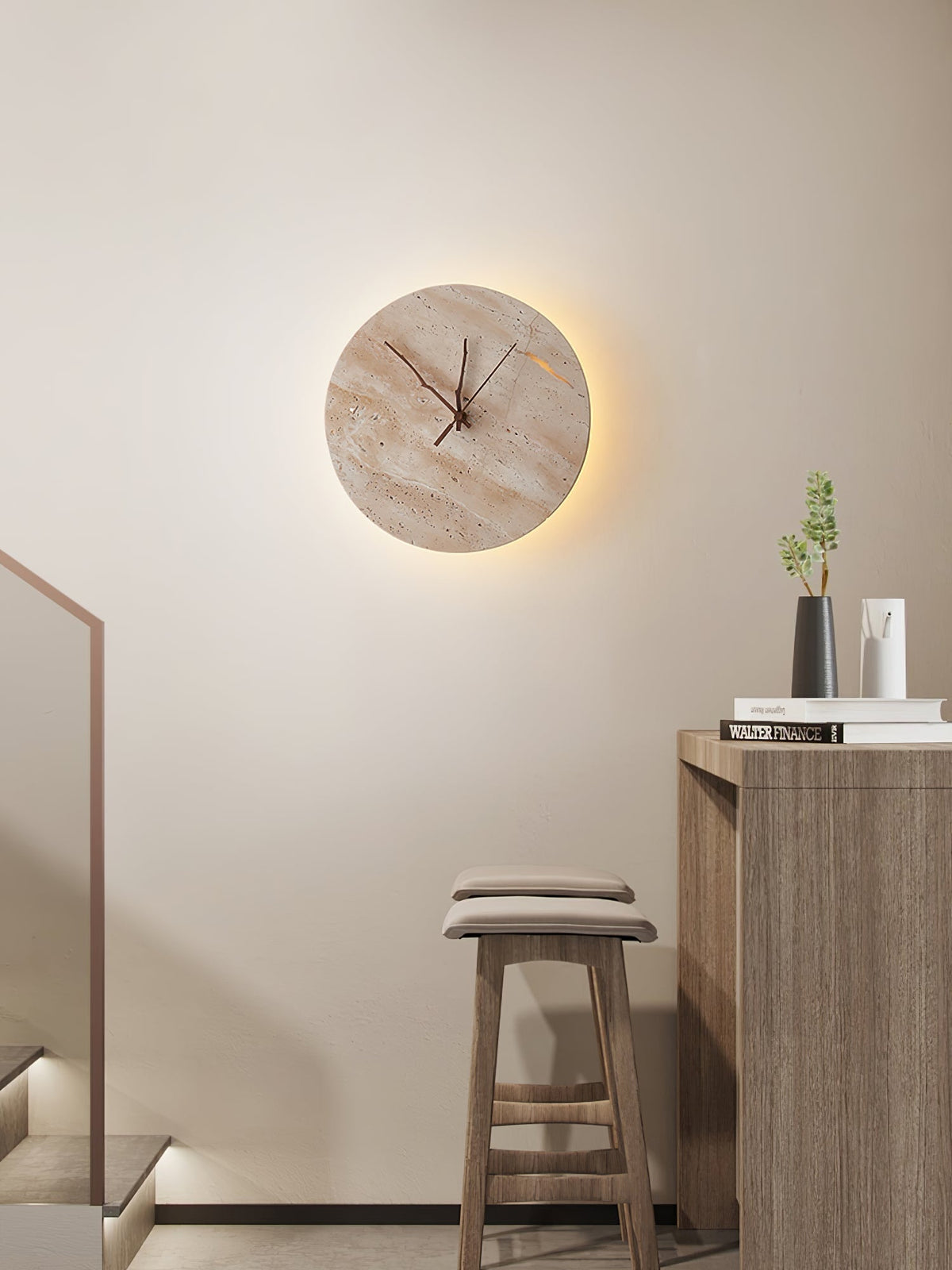Nororielle minimalistische wandlamp van geel travertin