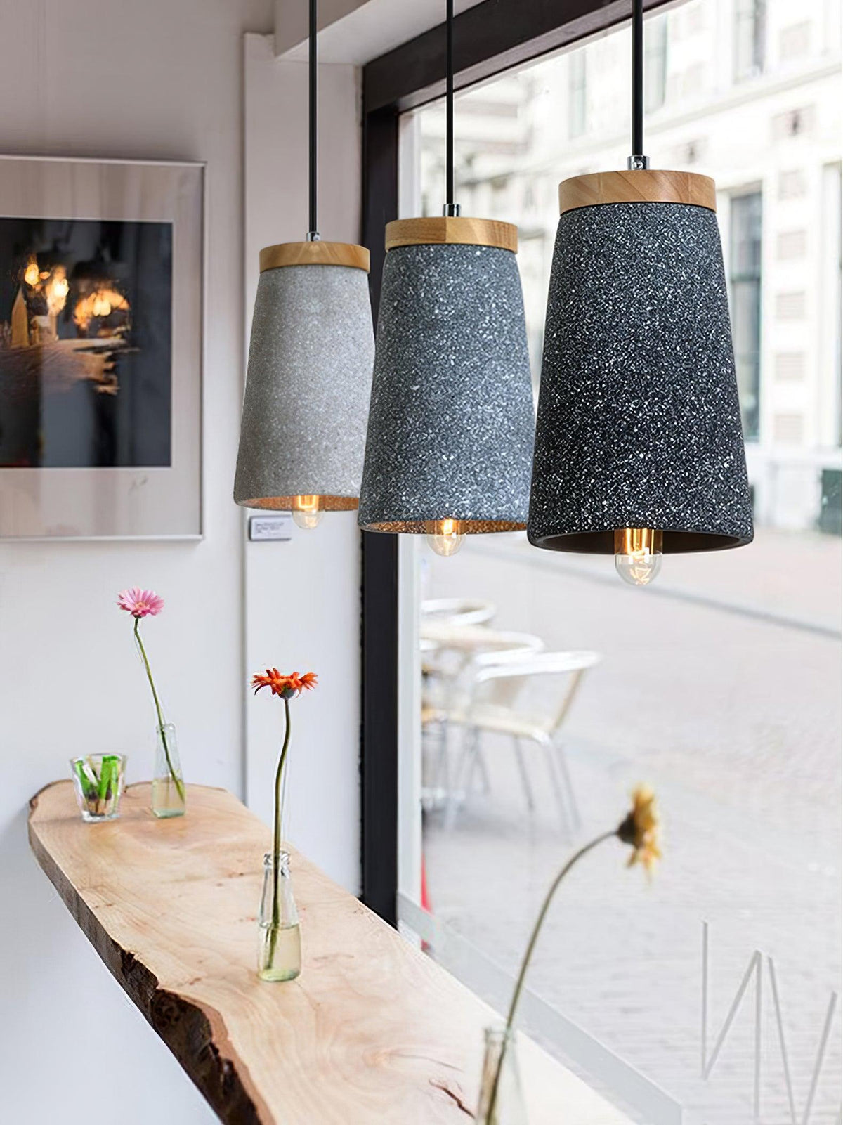 Sylinelia hanglamp van cement en hout
