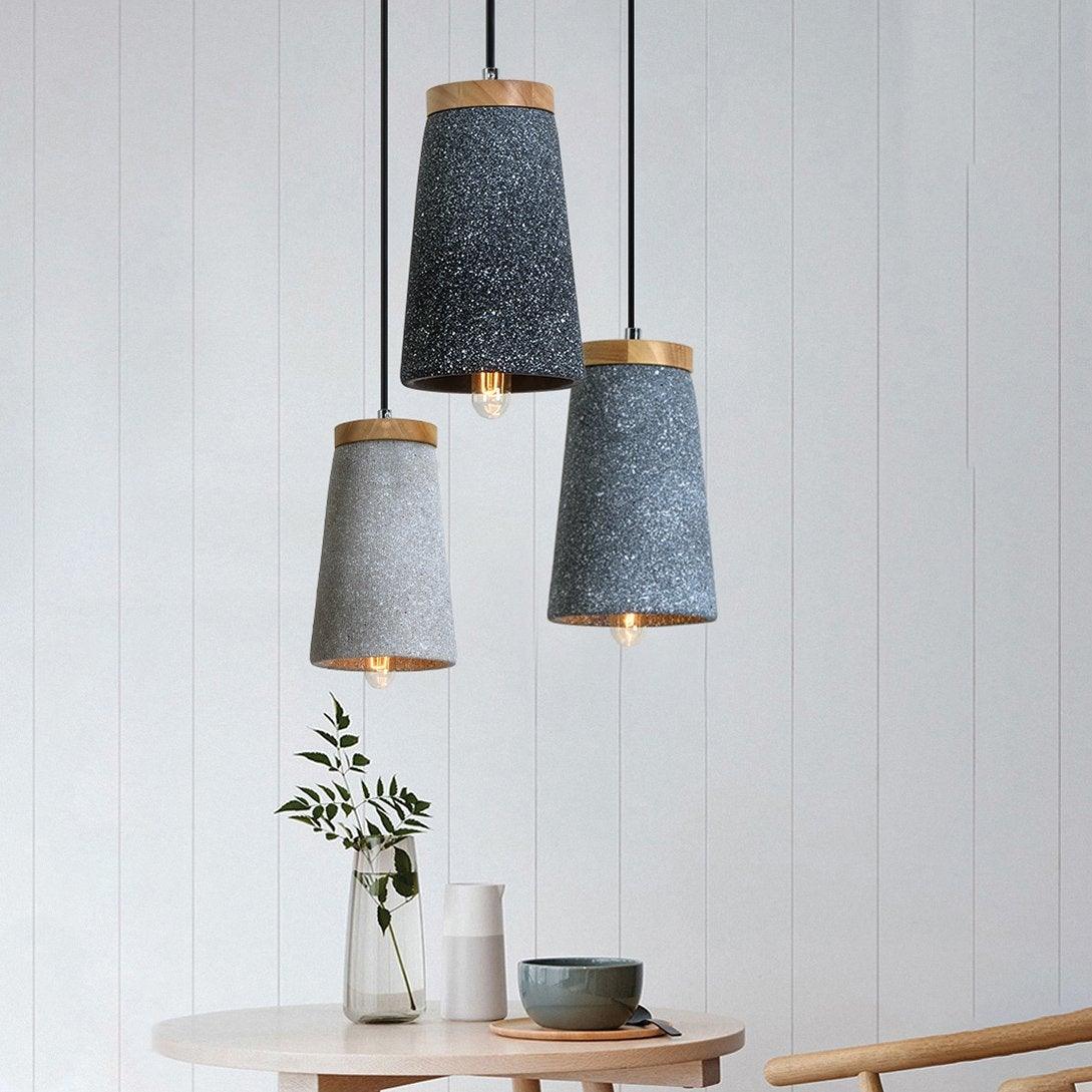Sylinelia hanglamp van cement en hout