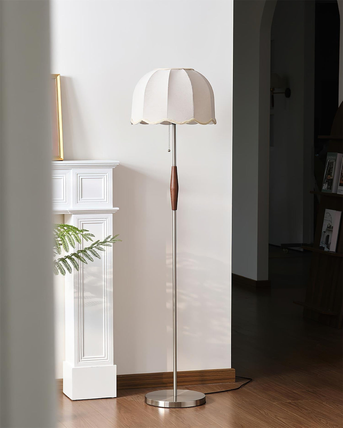 Oreluine vloerlamp