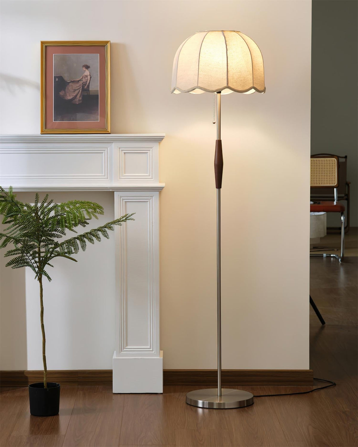 Oreluine vloerlamp