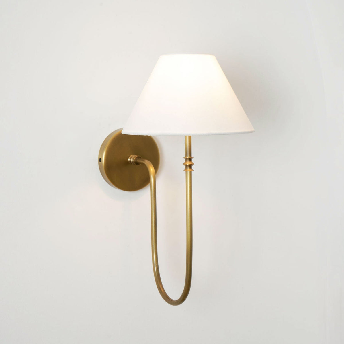 Devenq Vintage Industriële wandlamp van Metaal en Stof