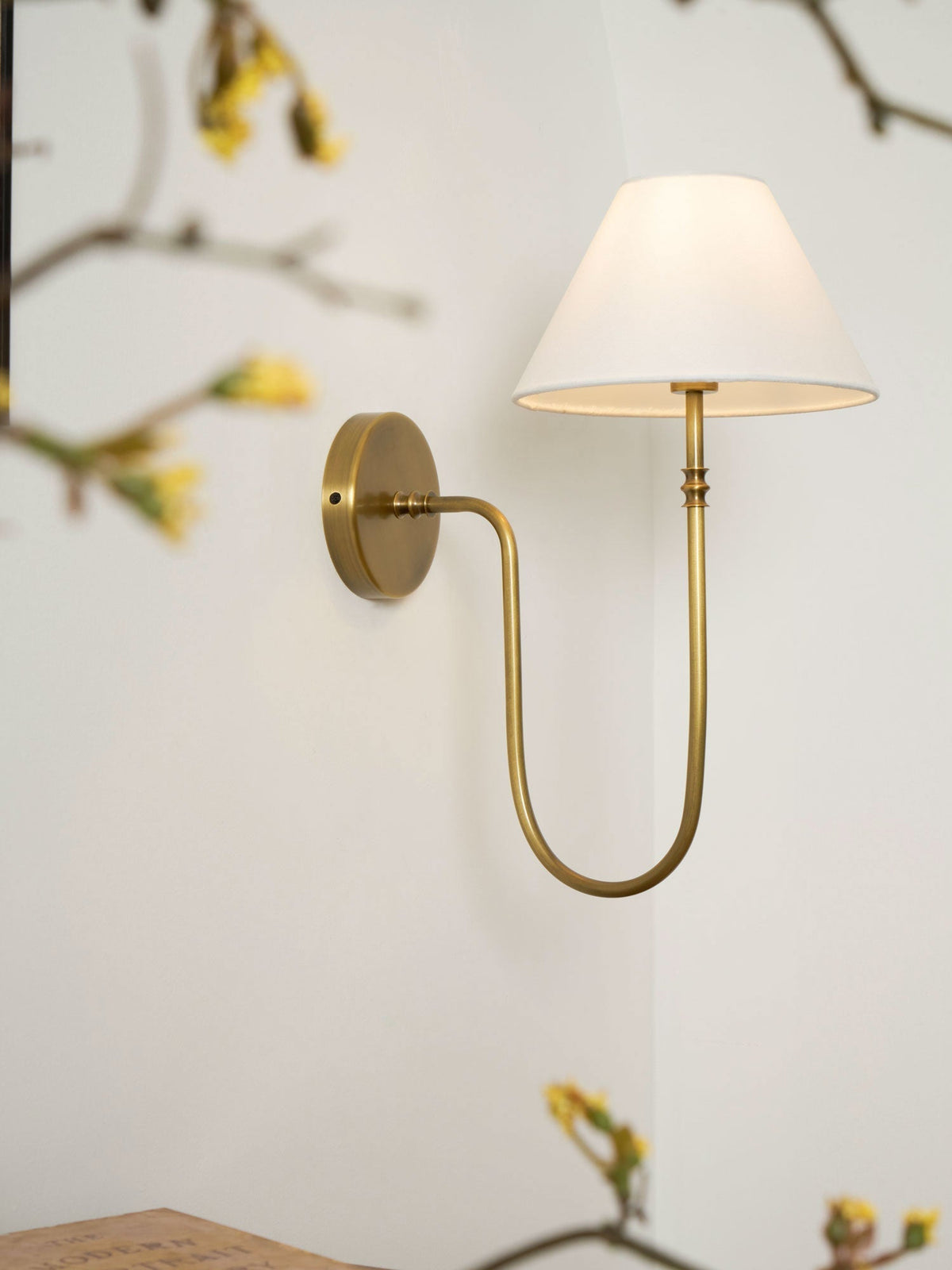 Devenq Vintage Industriële wandlamp van Metaal en Stof
