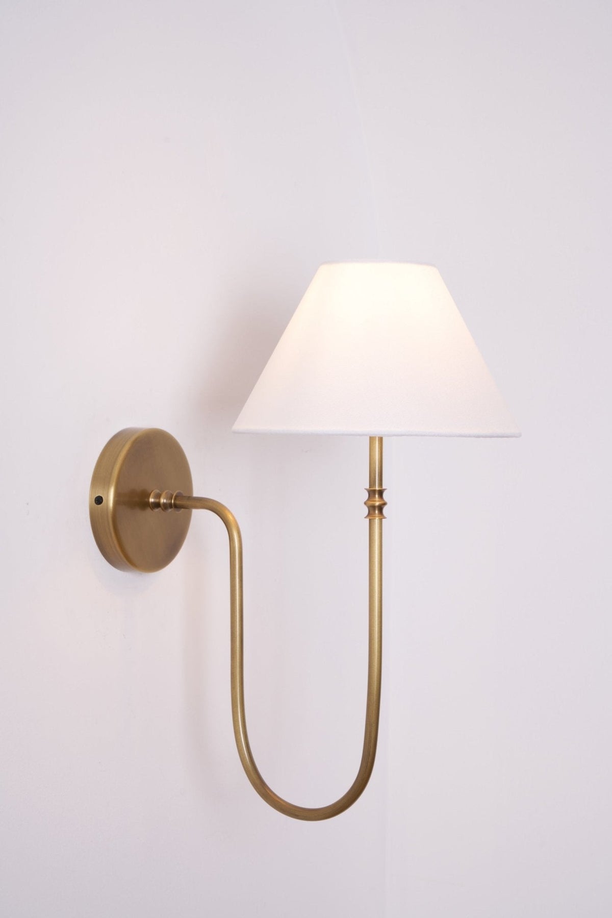 Devenq Vintage Industriële wandlamp van Metaal en Stof
