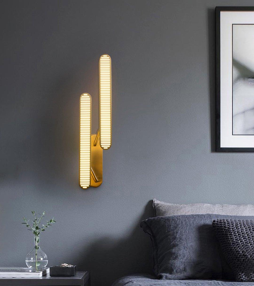 Oriararia messing wandlamp met sleuvenrooster