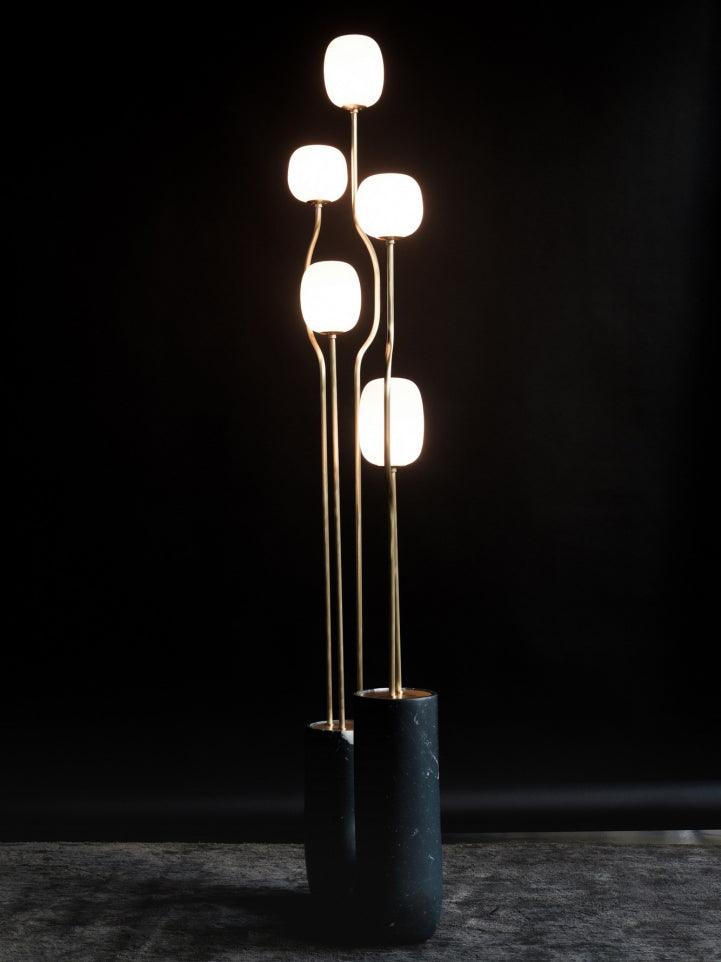 Avenoaya elegante vloerlamp Comet