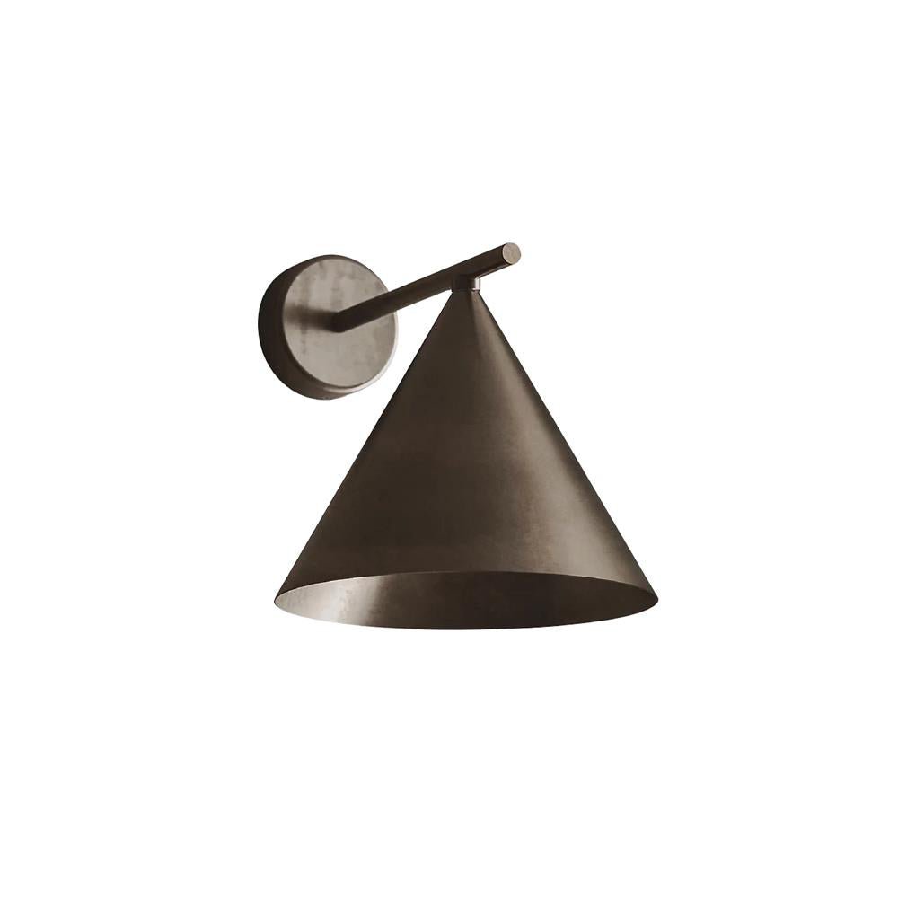 Forgecone Rustieke wandlamp met conische vorm