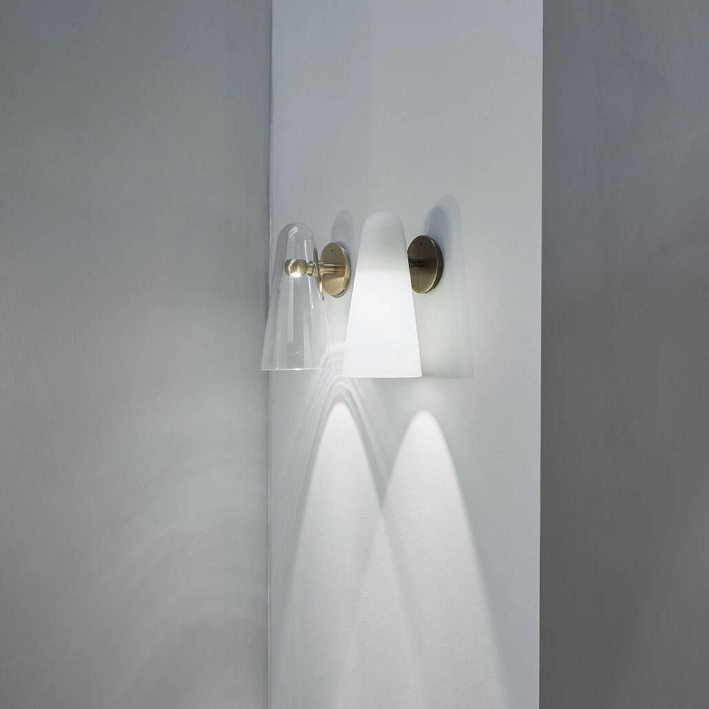 Yoke glazen wandlamp met goudkleurige afwerking en glas