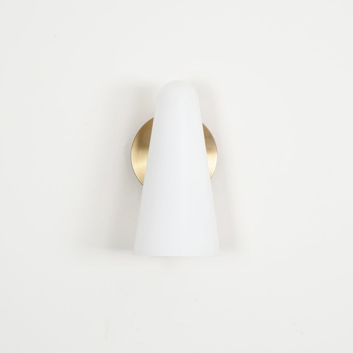Lioririella Conical glas wandlamp