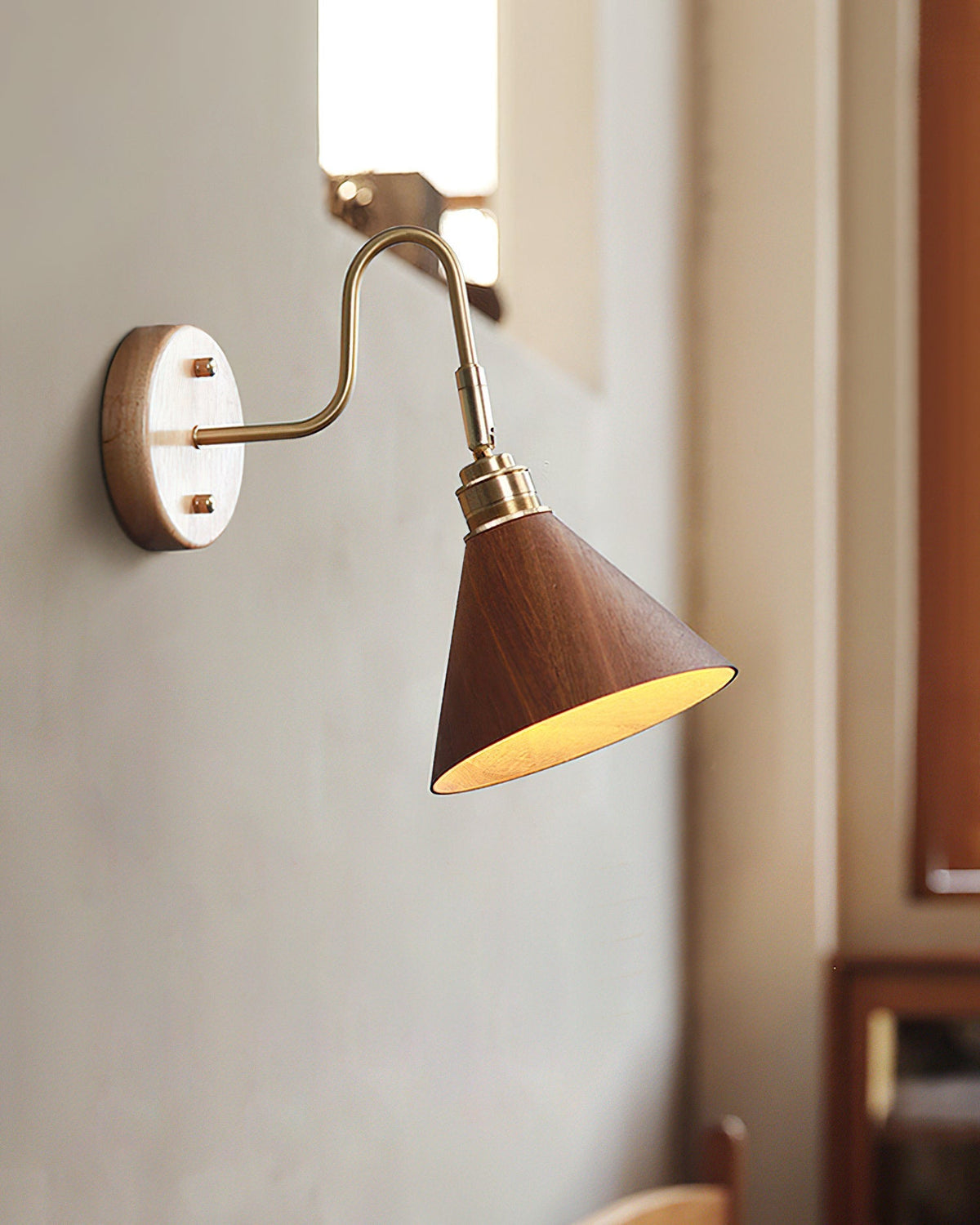 Viraanelle wandlamp