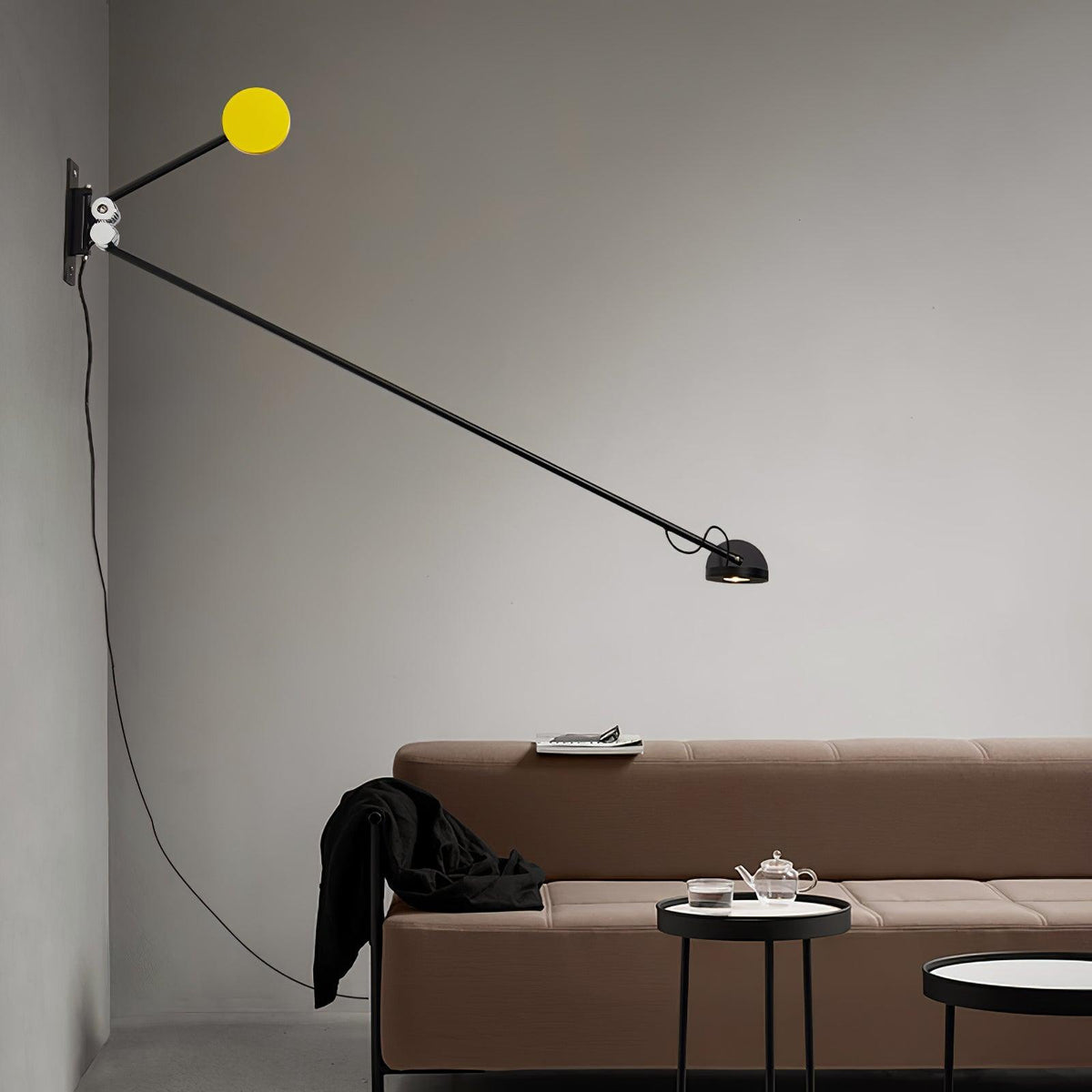 Precision wandlamp met beweging
