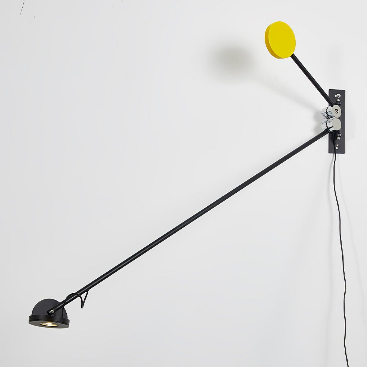 Precision wandlamp met beweging