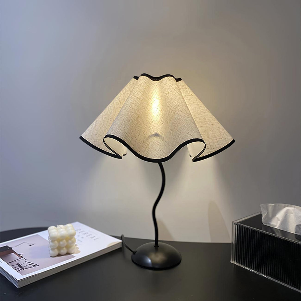 Luminova artistieke tafellamp van textiel
