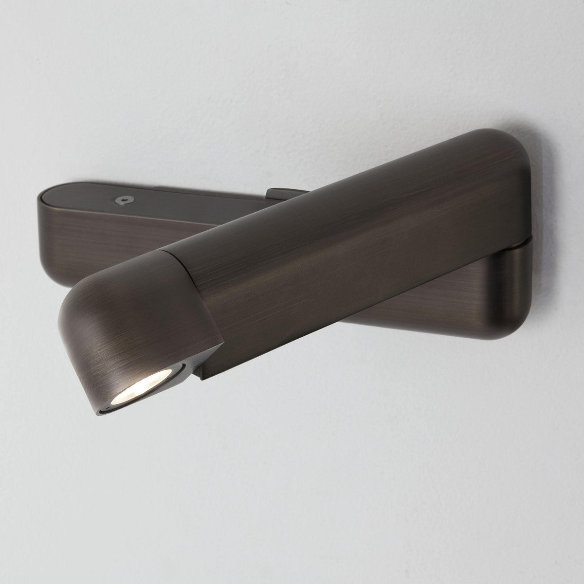 Soreora wandlamp Zwart LED Verstelbaar met USB-poort