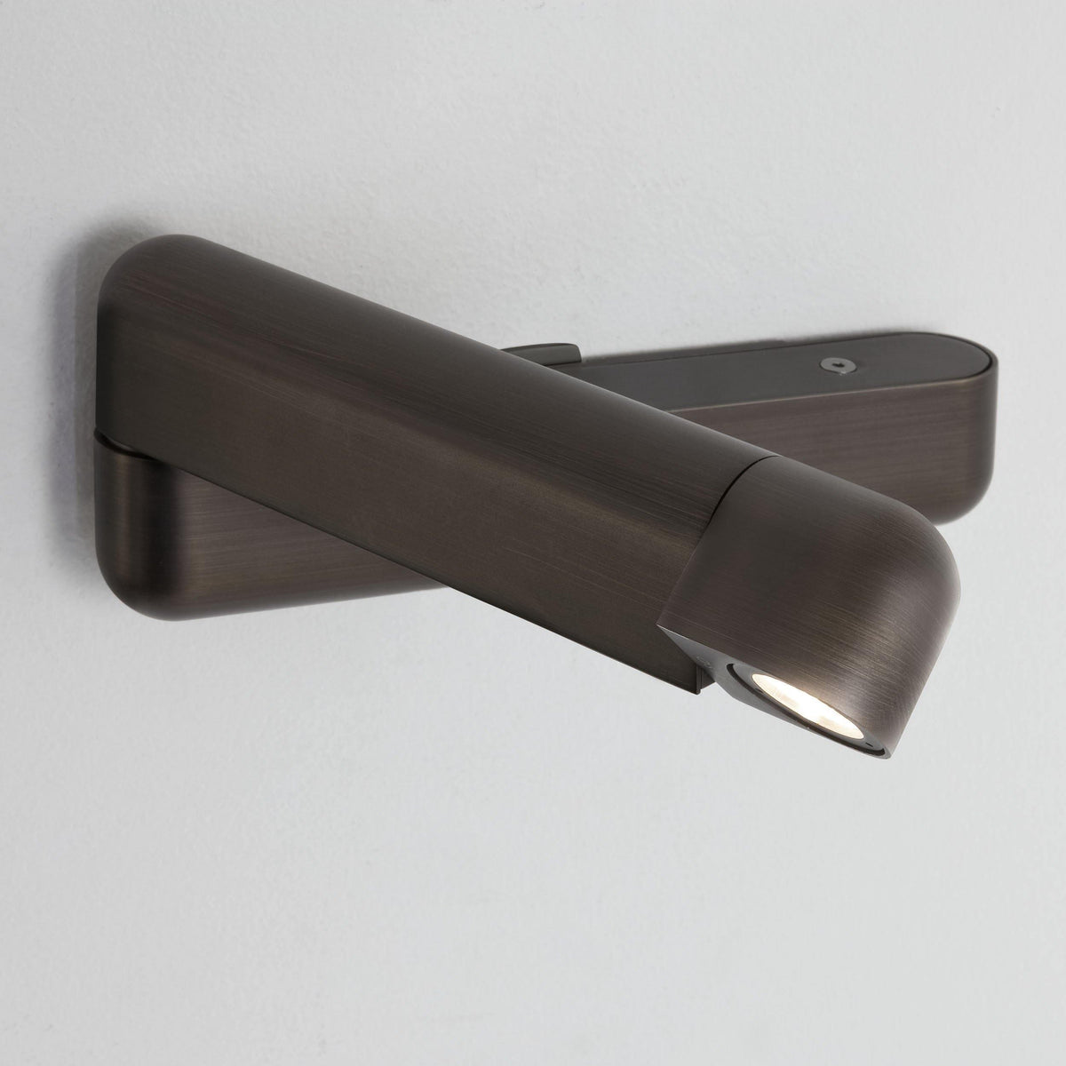 Soreora wandlamp Zwart LED Verstelbaar met USB-poort