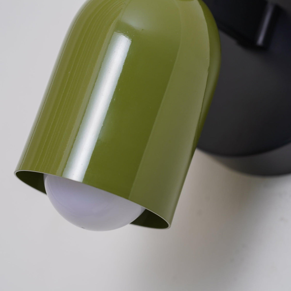 Teriisaine wandlamp dubbelrichtig