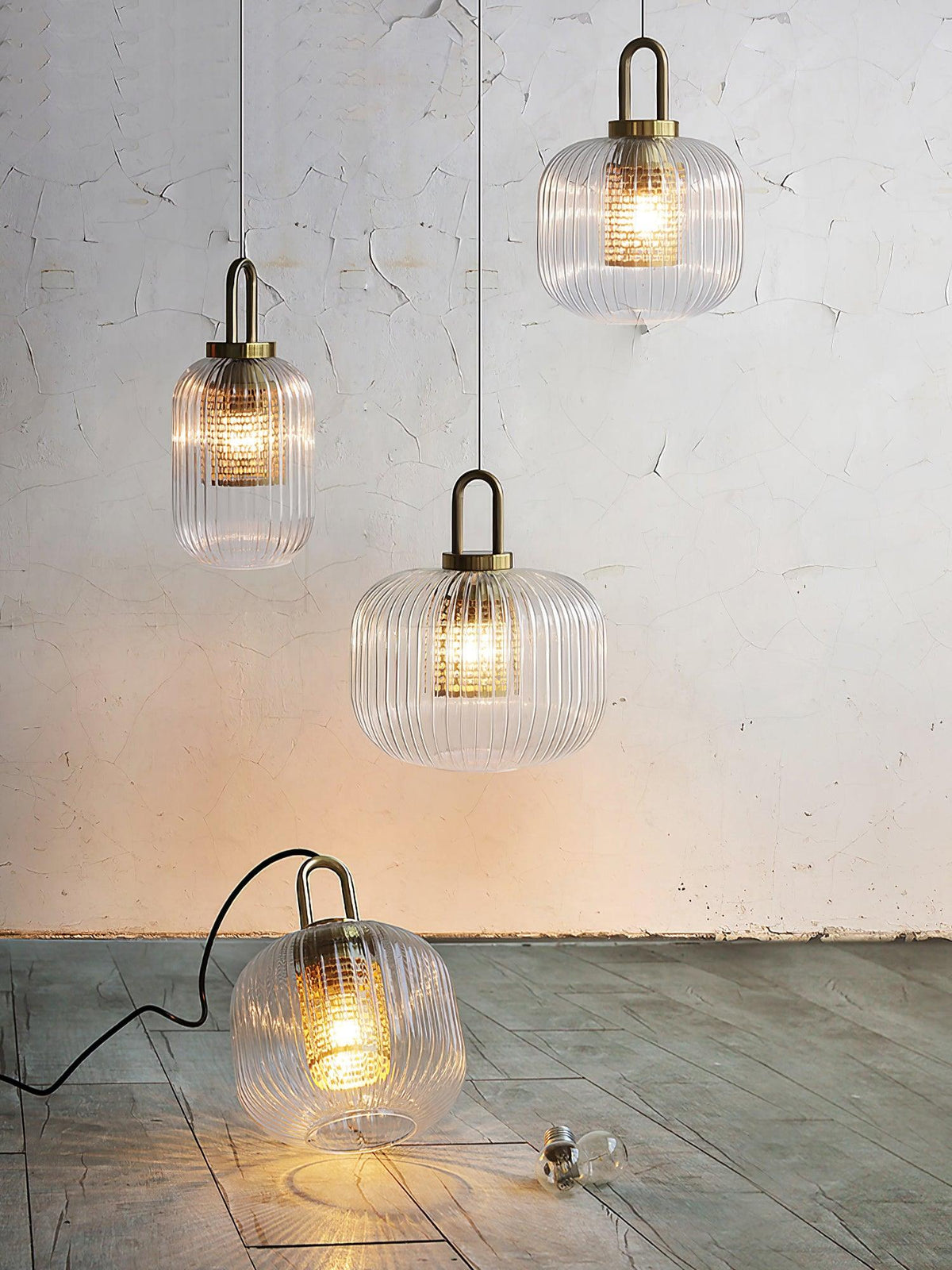 Kae Luxe hanglamp met goudkleurige afwerking