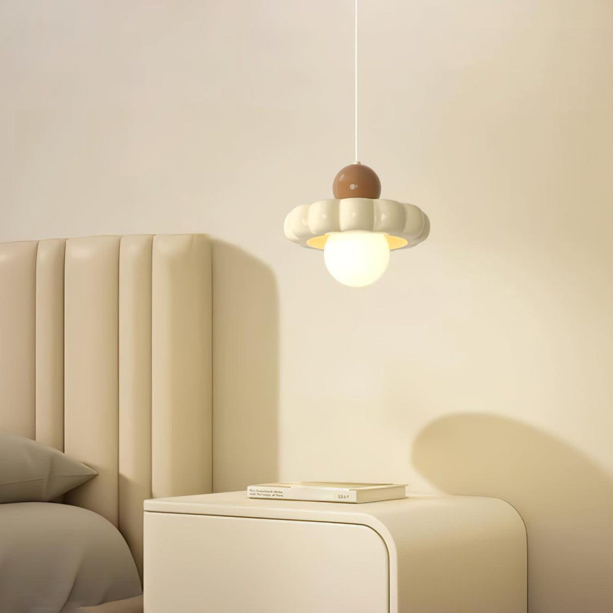 Kai Moderne hanglamp met melkkoffie en koffiekleurige afwerking
