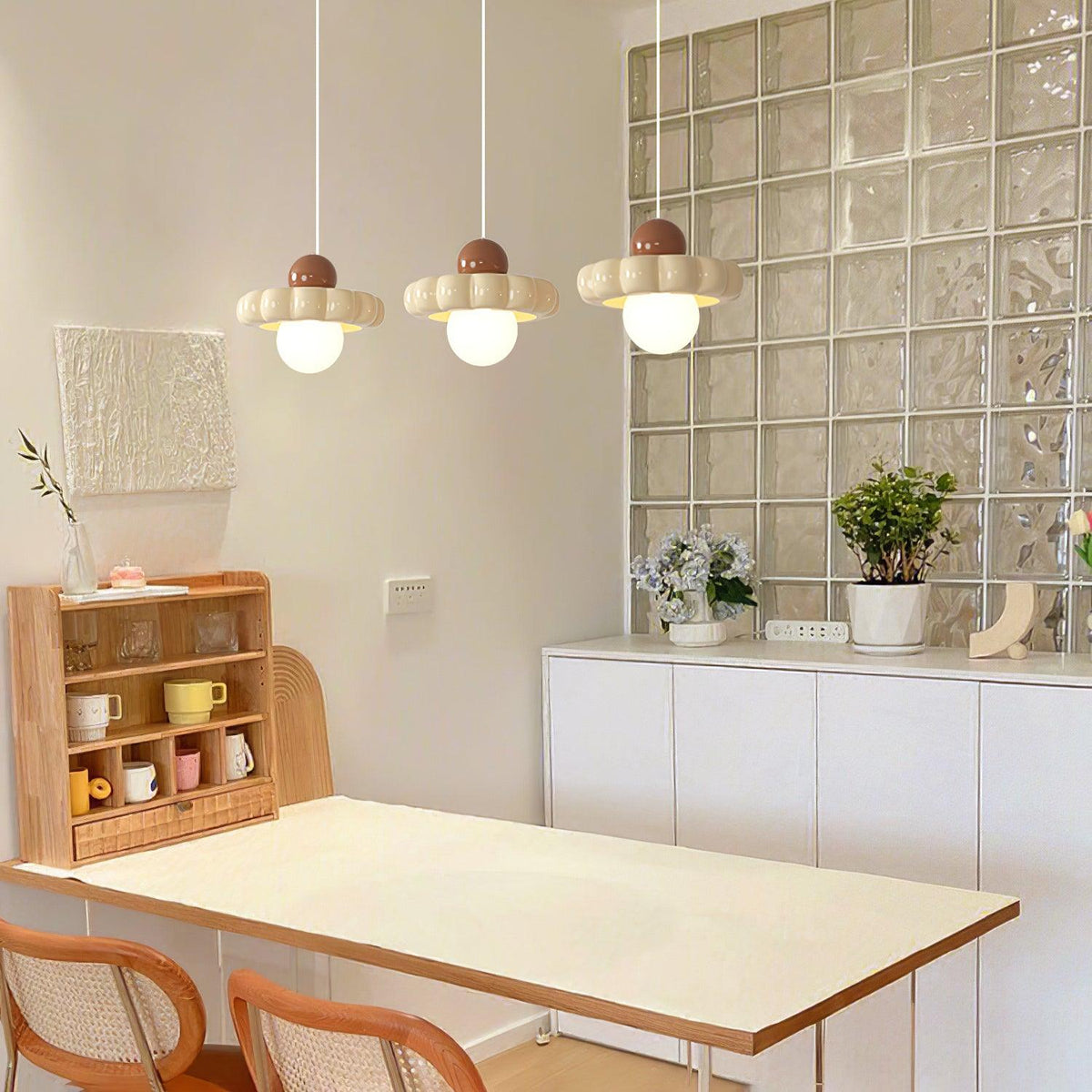 Kai Moderne hanglamp met melkkoffie en koffiekleurige afwerking