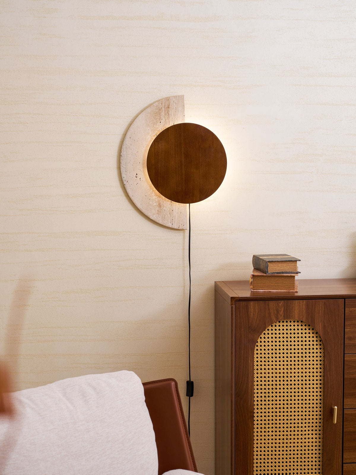 Crescent Halo wandlamp met stekker