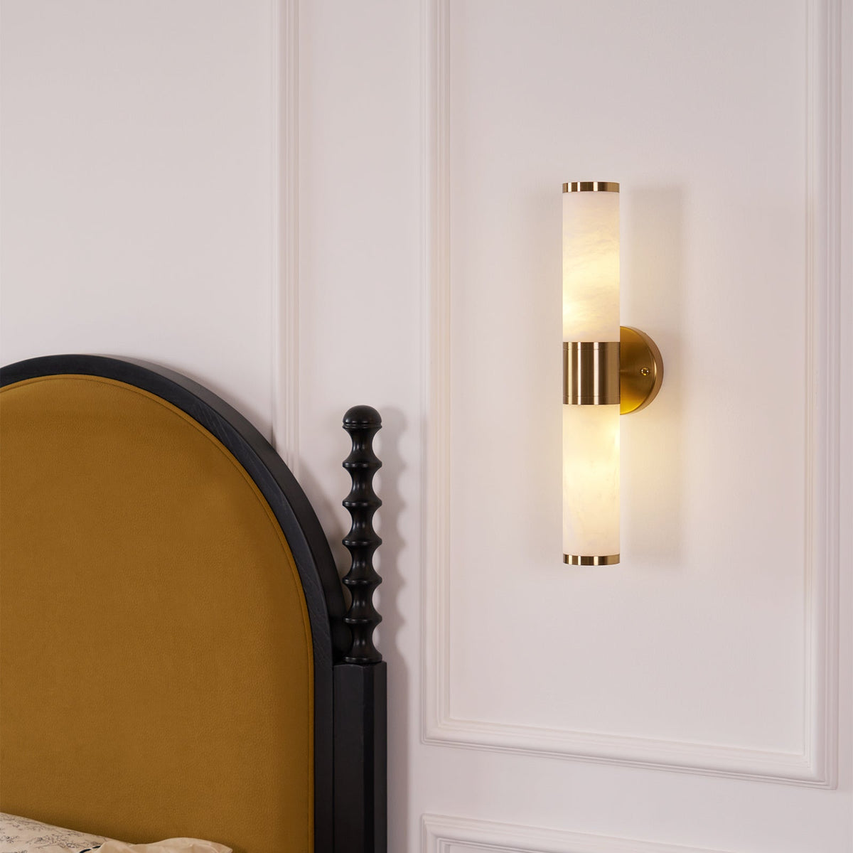 Tira Minimalistische wandlamp van albast