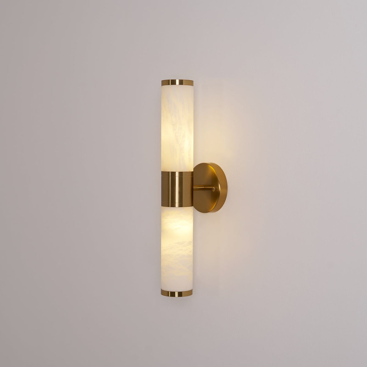 Tira Minimalistische wandlamp van albast