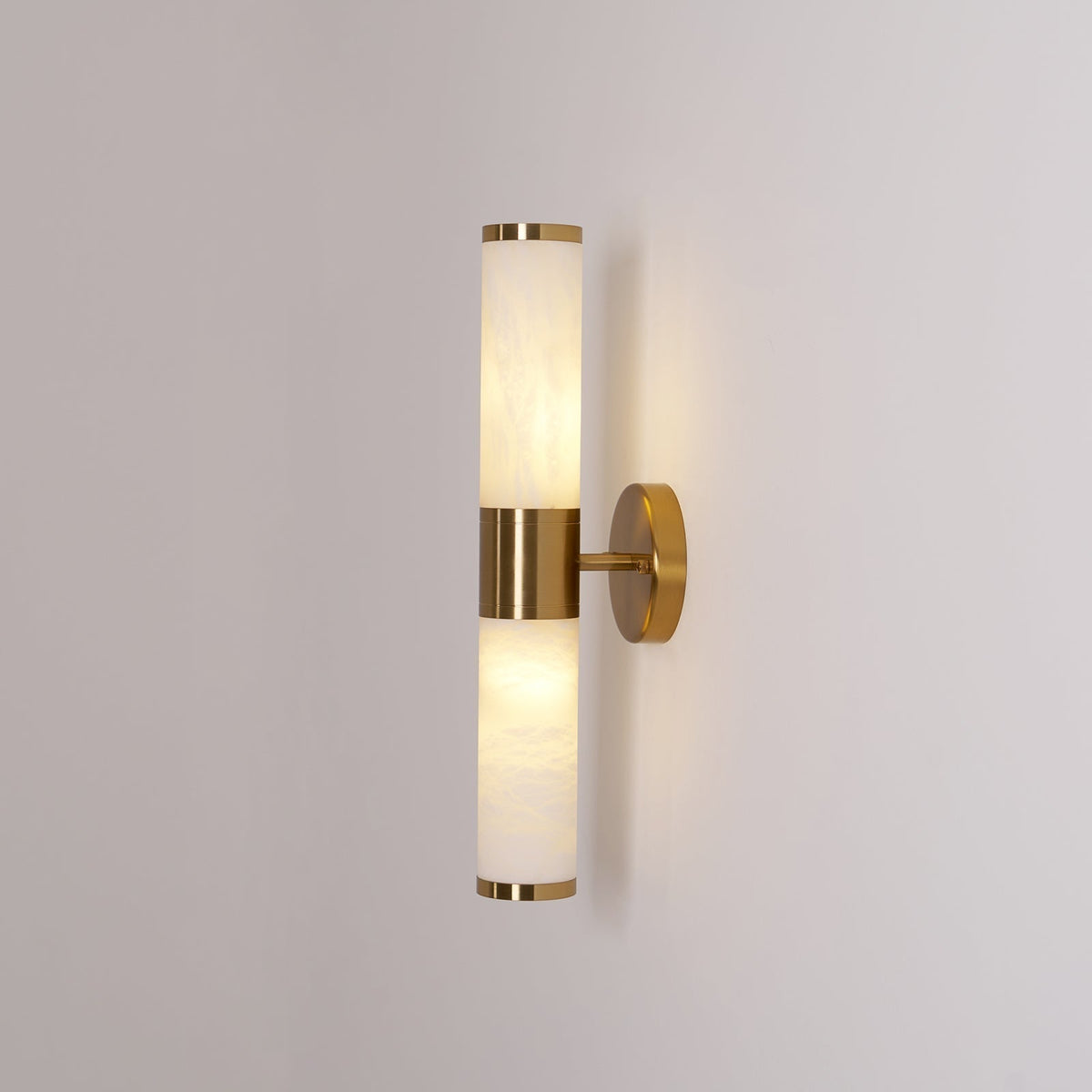 Tira Minimalistische wandlamp van albast