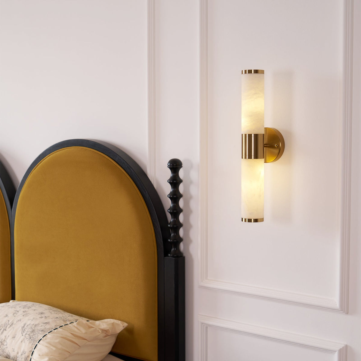 Lucian wandlamp van albast