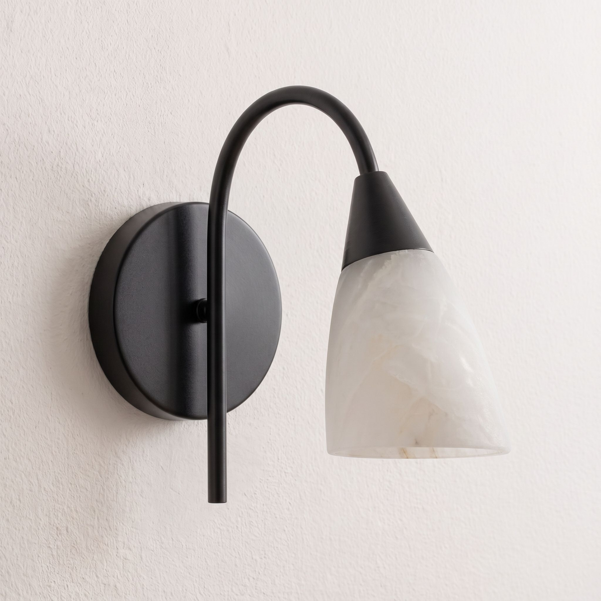 Tormleigh albast wandlamp