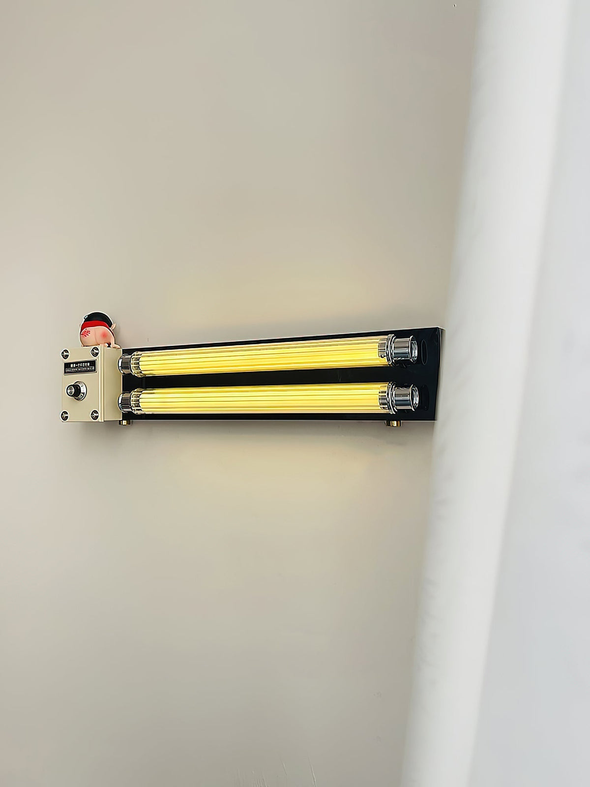 Renaneria wandlamp