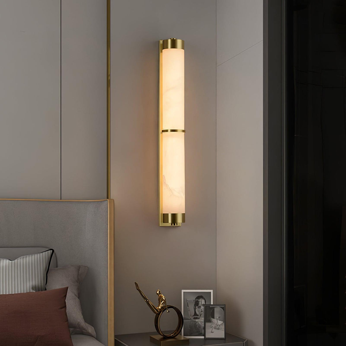 Albelise Minimalistische wandlamp van albast