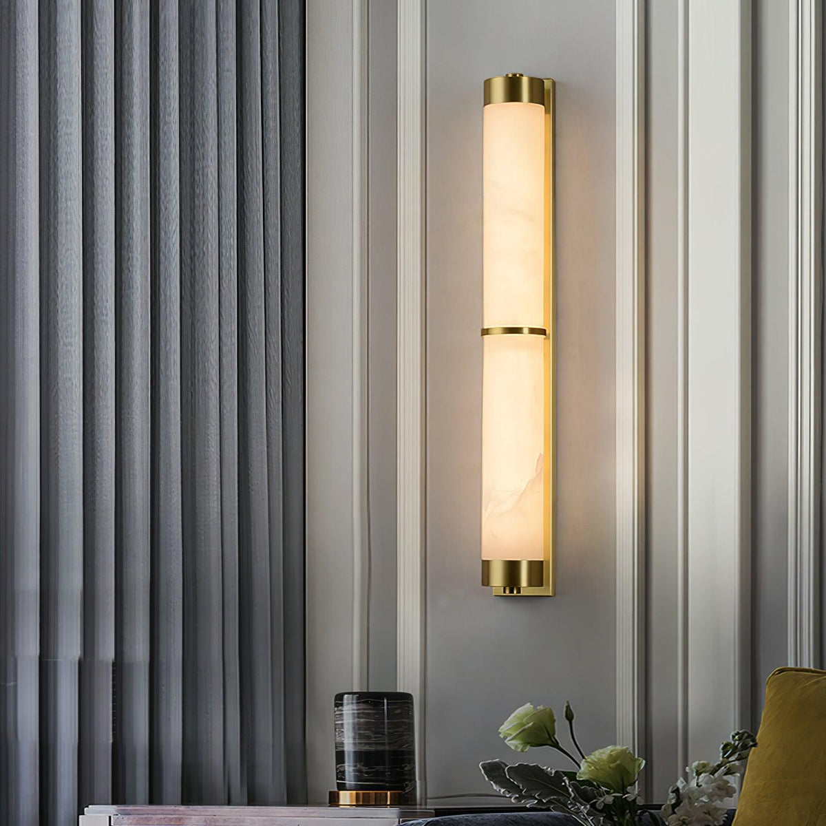 Albelise Minimalistische wandlamp van albast