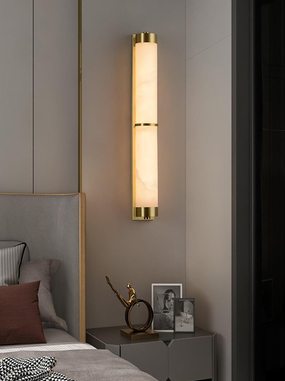 Albelise Minimalistische wandlamp van albast