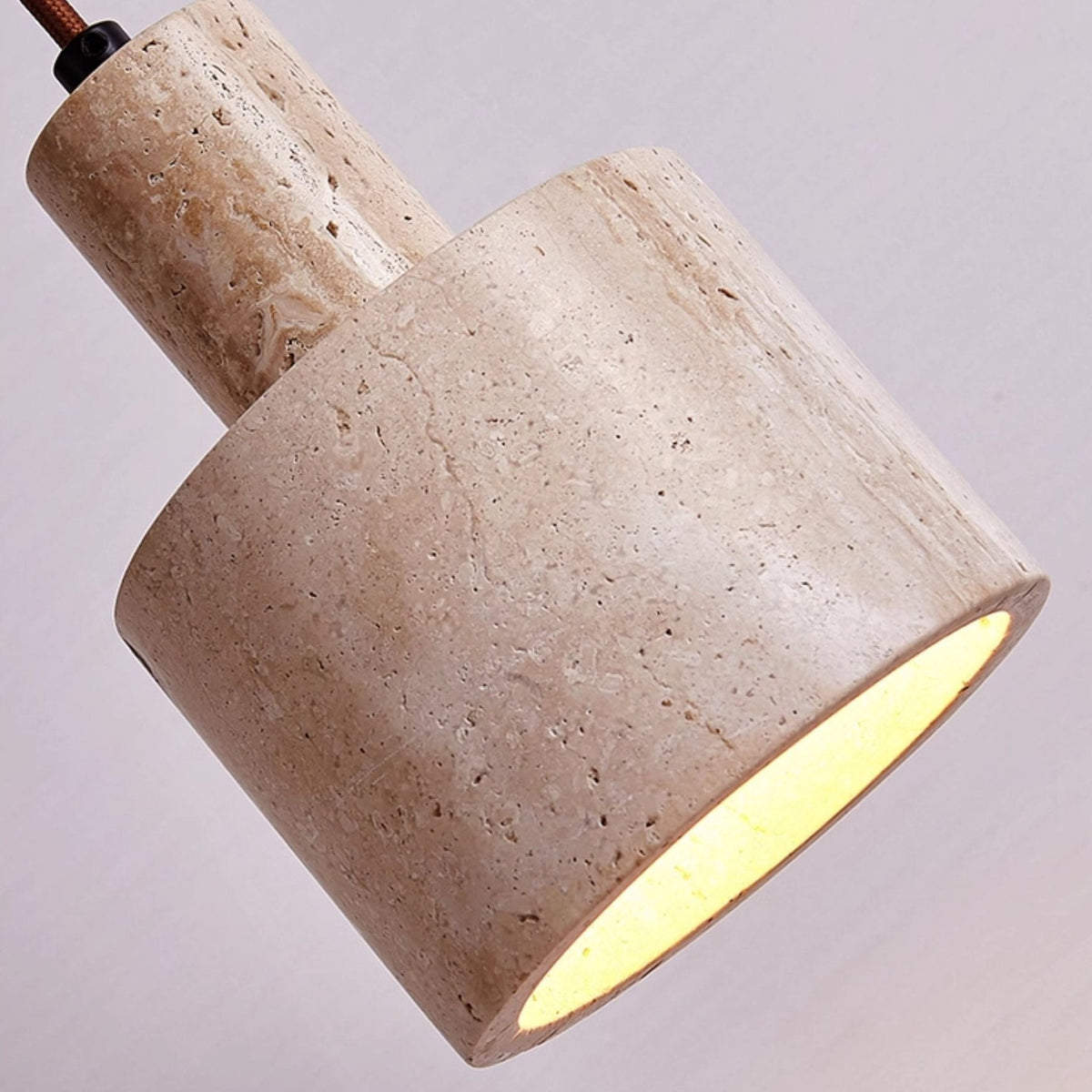 Cairn cilindrische hanglamp van geel travertin