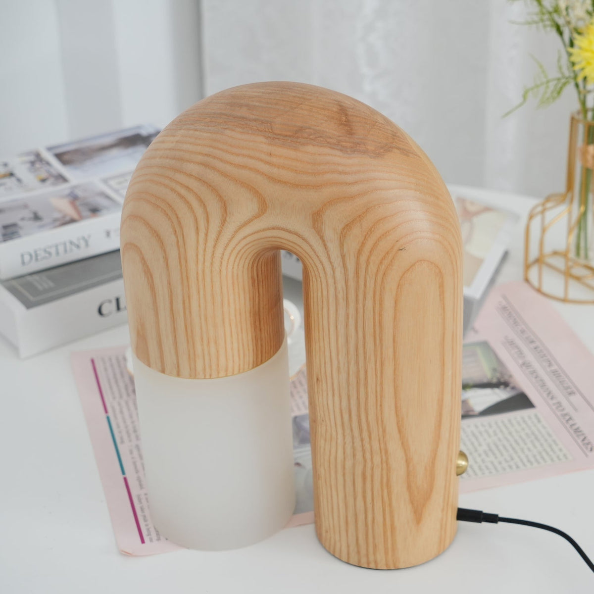 Arch Houten tafellamp
