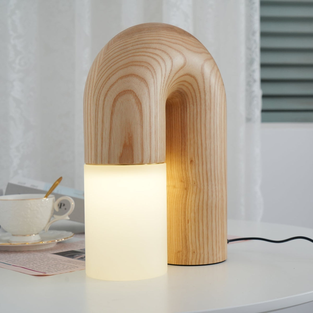Arch Houten tafellamp