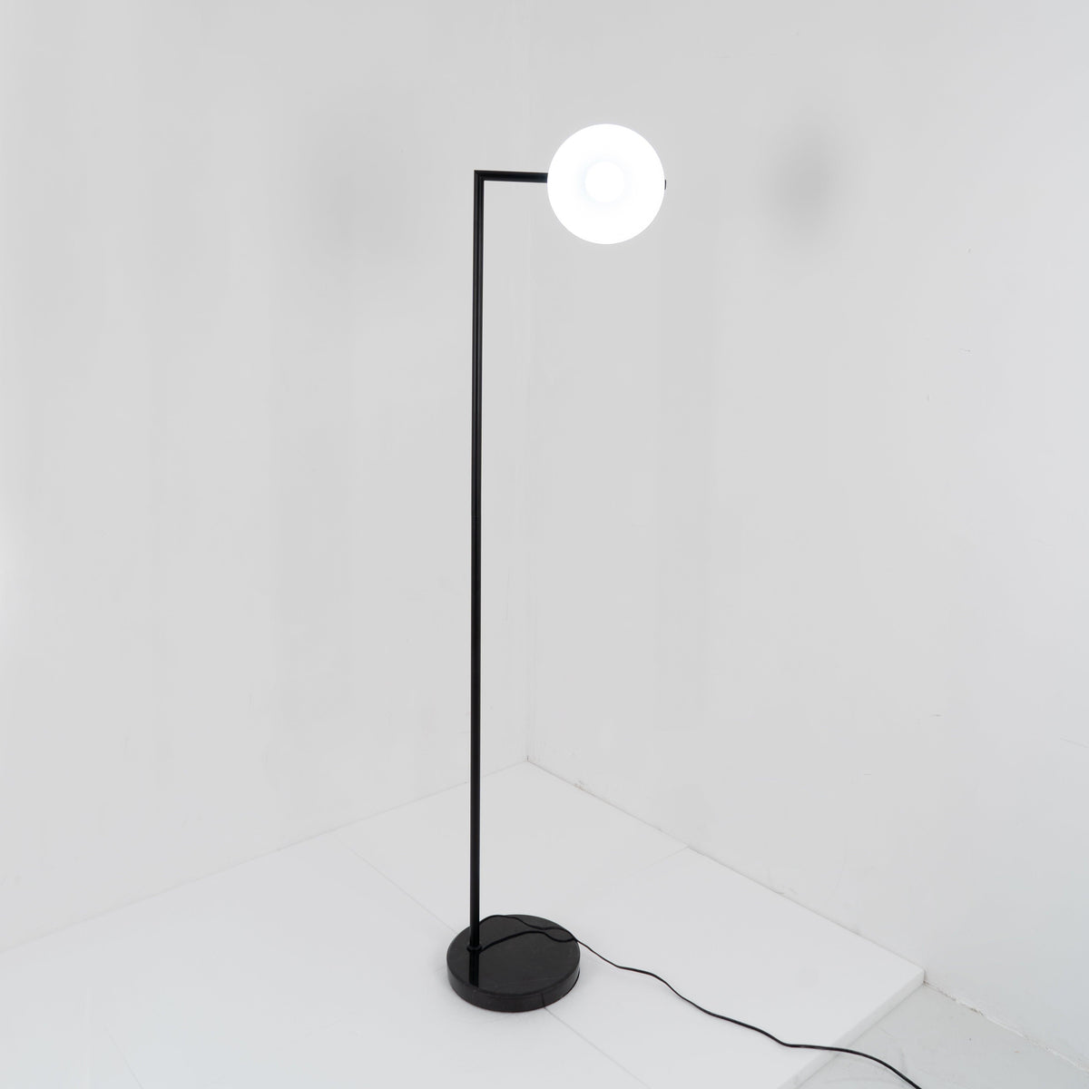 Nell Minimalistische vloerlamp