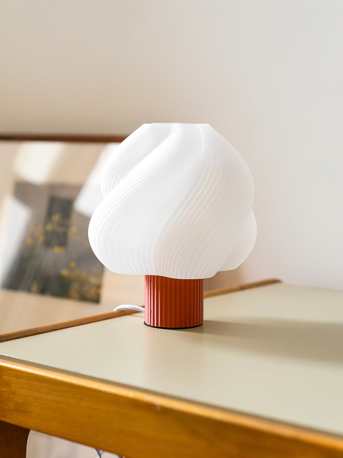 Buffy moderne tafellamp van kunststof