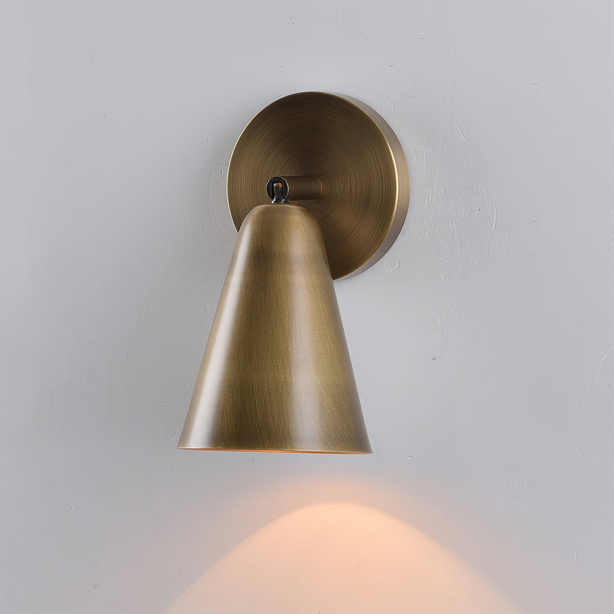 Mirisenne draaibare wandlamp