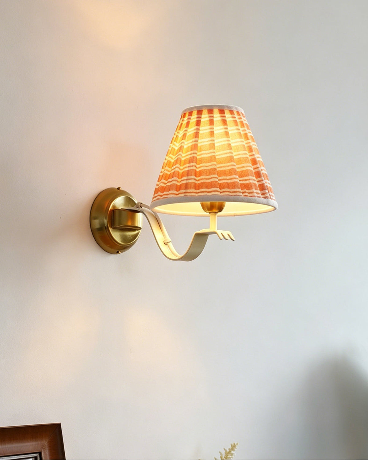Terioraya wandlamp