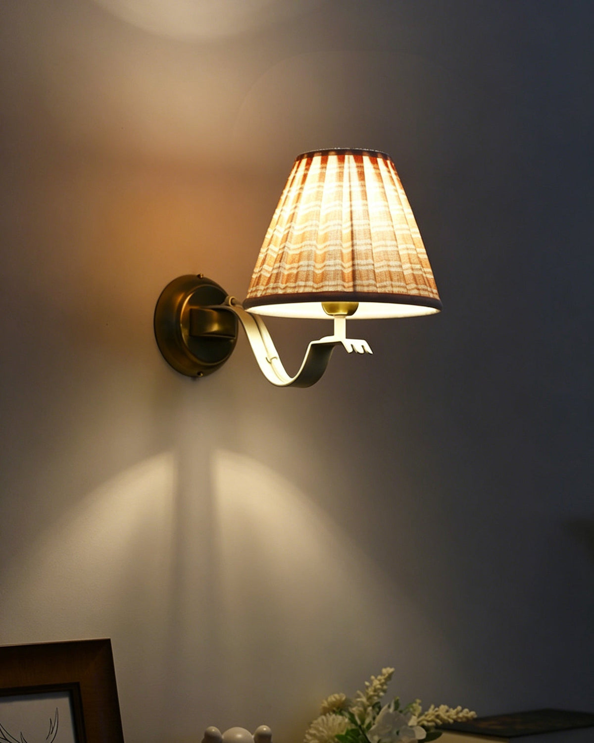 Terioraya wandlamp