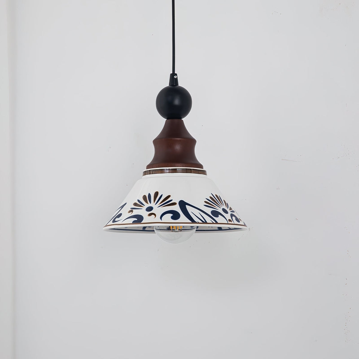 Avenaeria hanglamp met blauwe keramiek