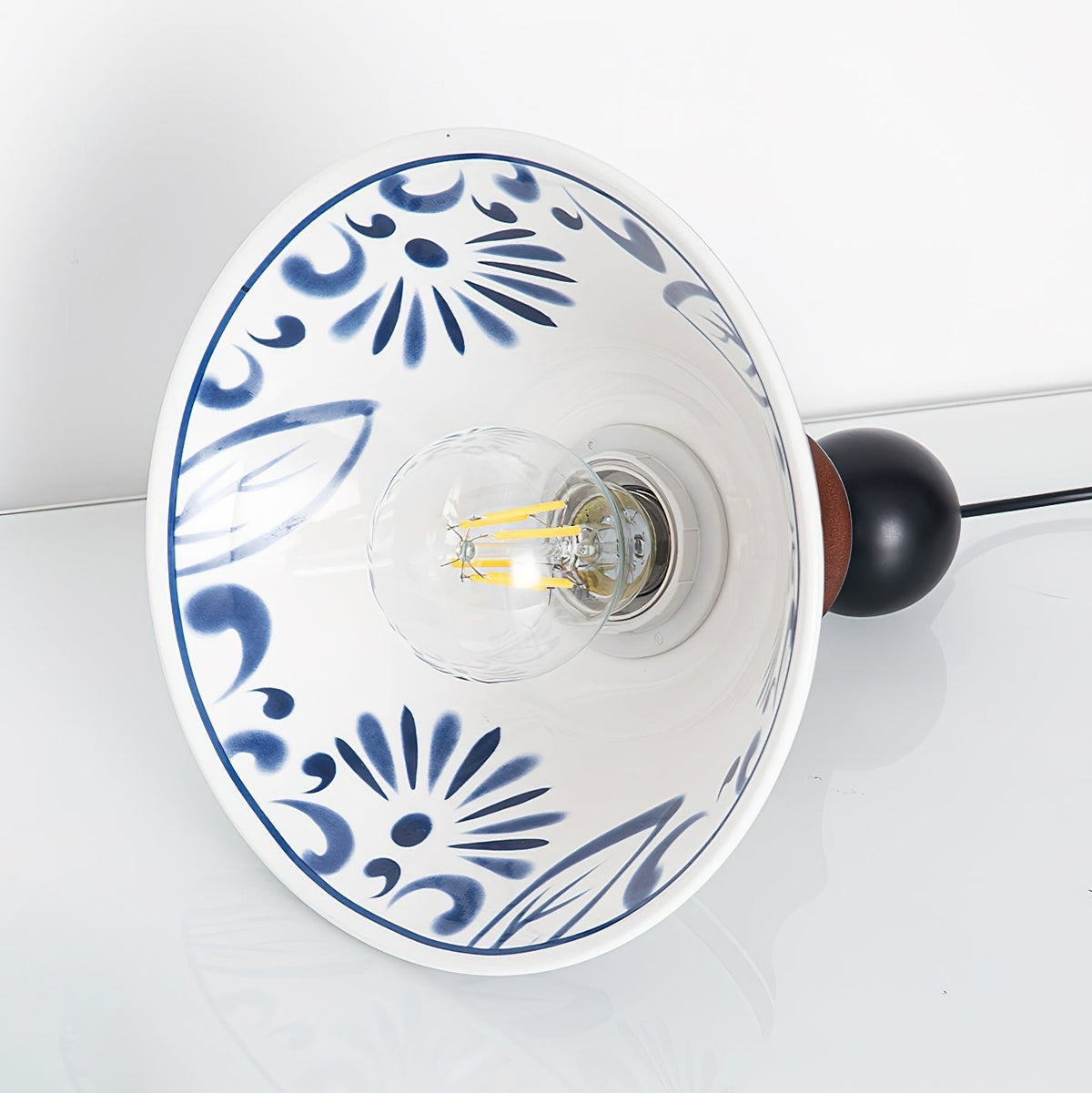 Avenaeria hanglamp met blauwe keramiek