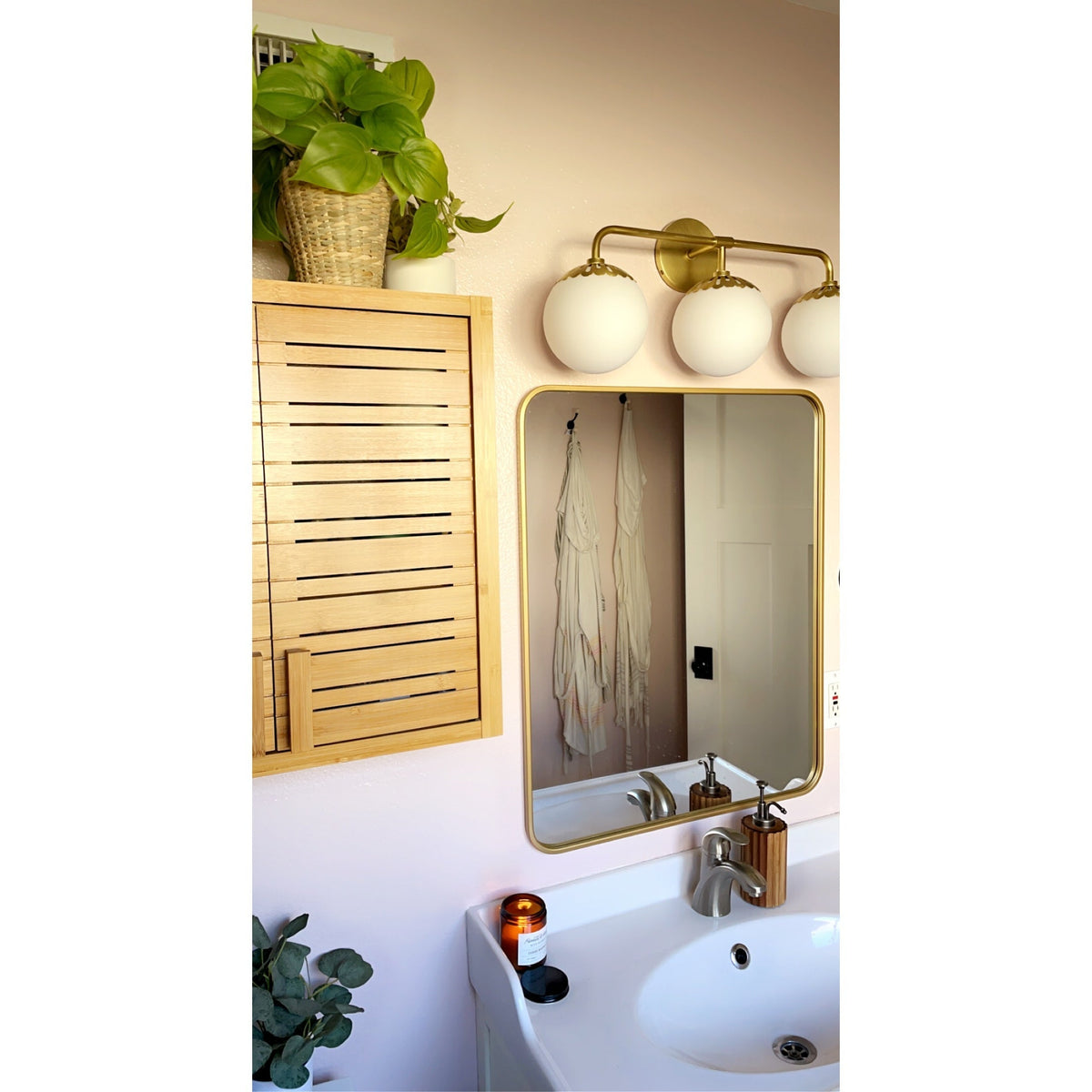 Aveniviella wandlamp