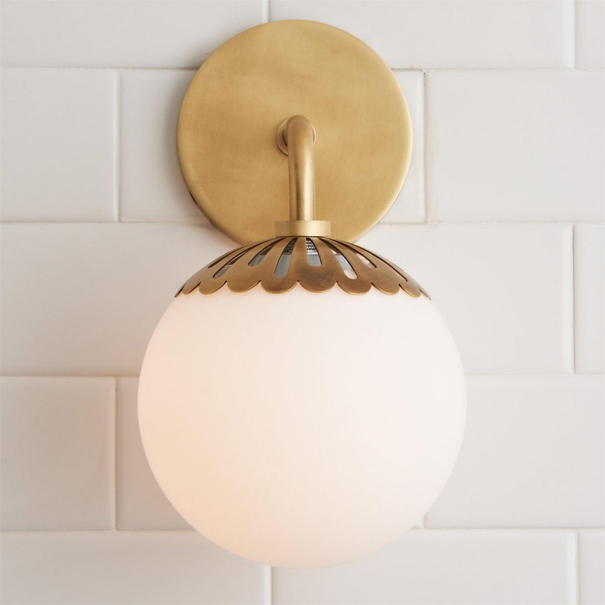 Aveniviella wandlamp