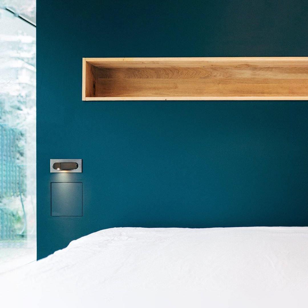 Lumisiella verstelbare moderne ledleeslamp voor naast het bed
