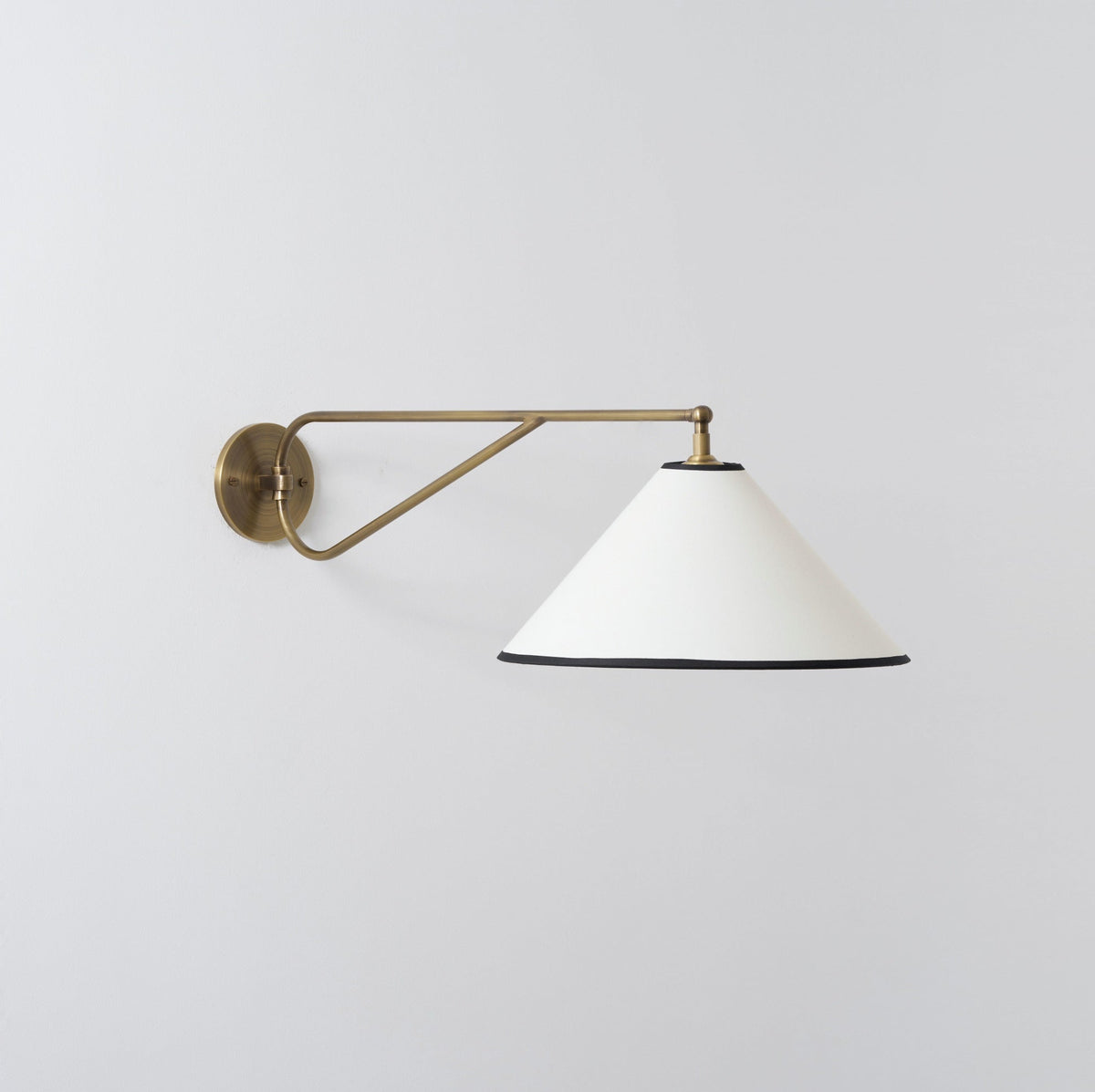 Avenieria wandlamp