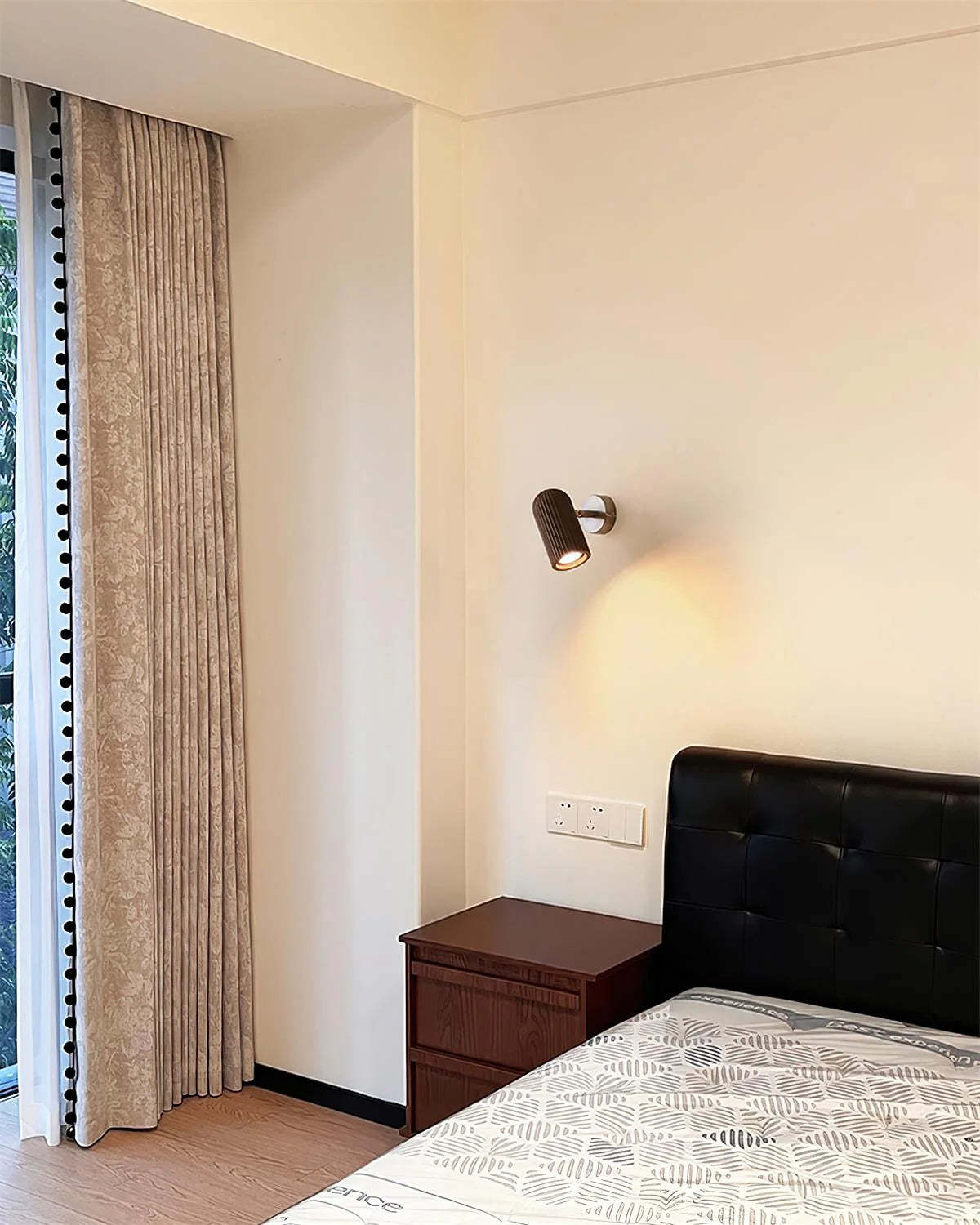 Ravik wandlamp