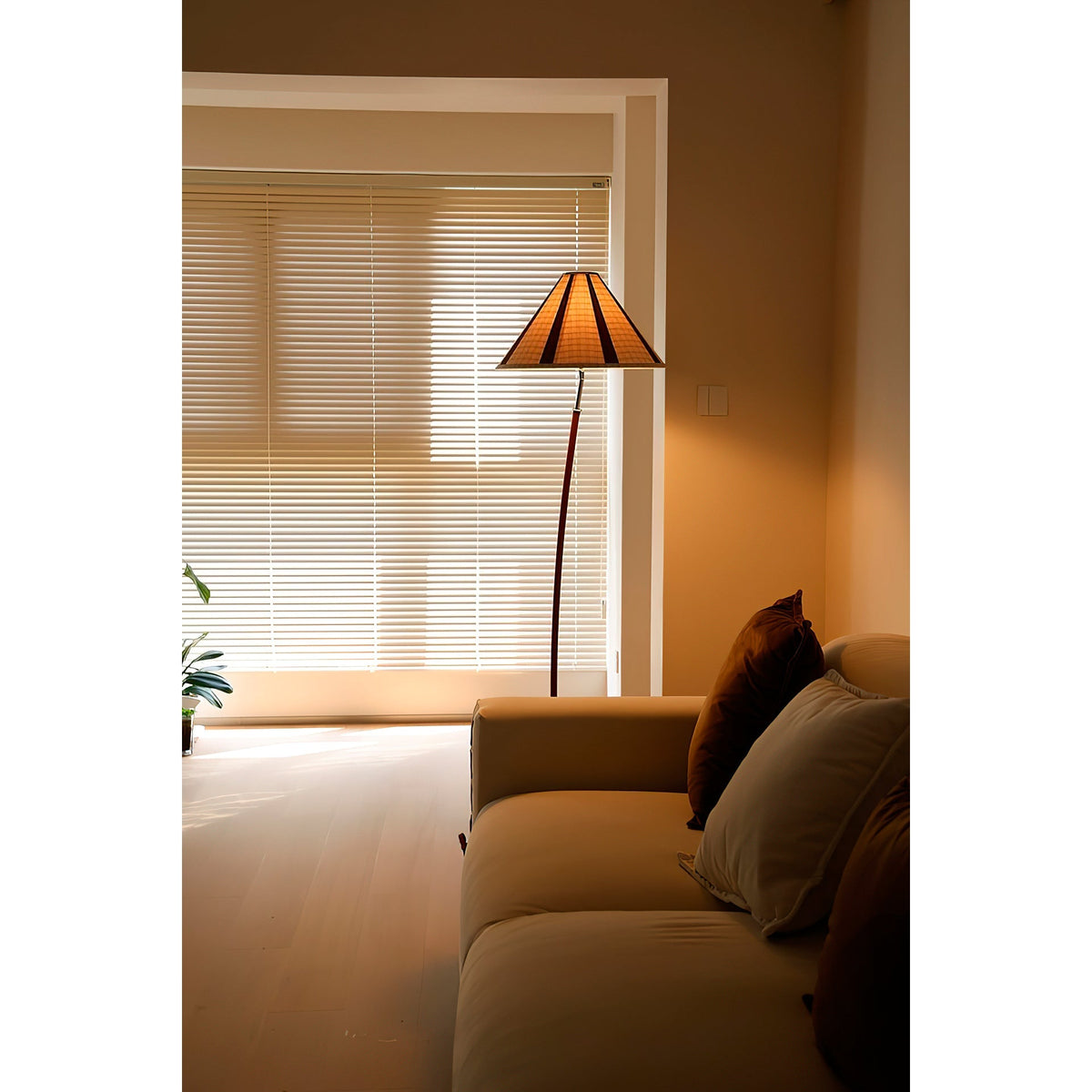 Elauena vloerlamp