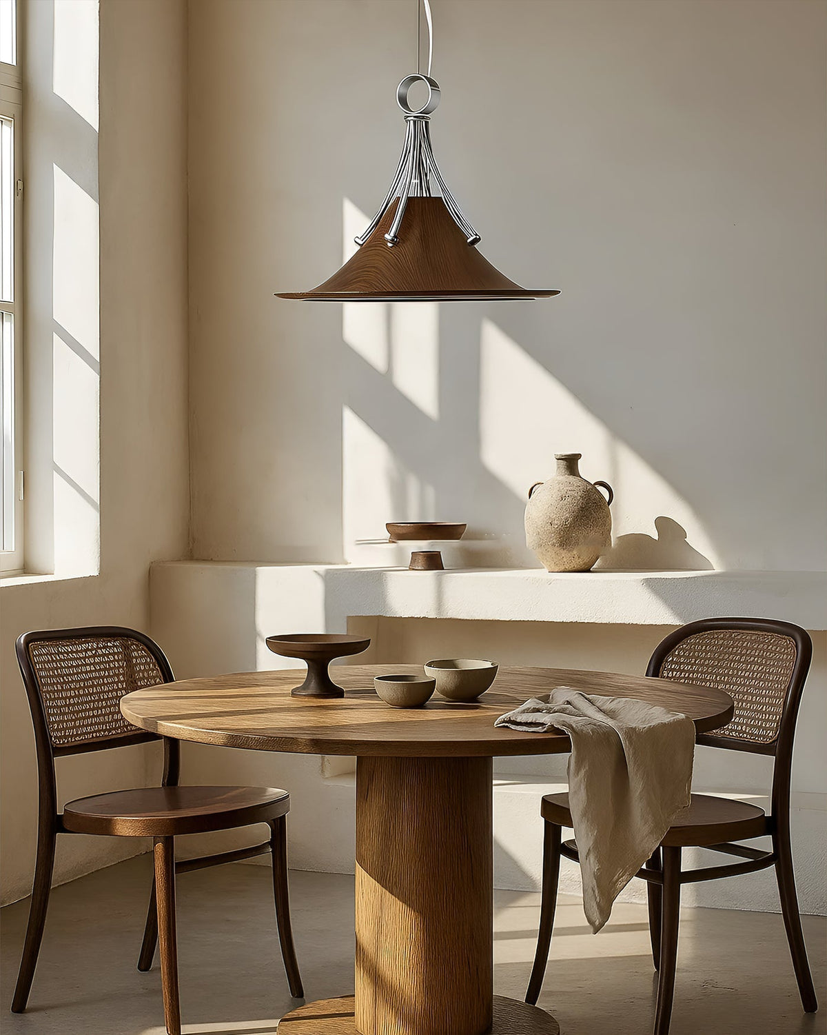 Viraorenne hanglamp van walnootkleur met chrome-afwerking